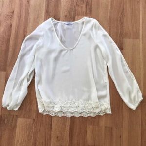 Tobi White Lace Cold Shoulder Top Size Small
